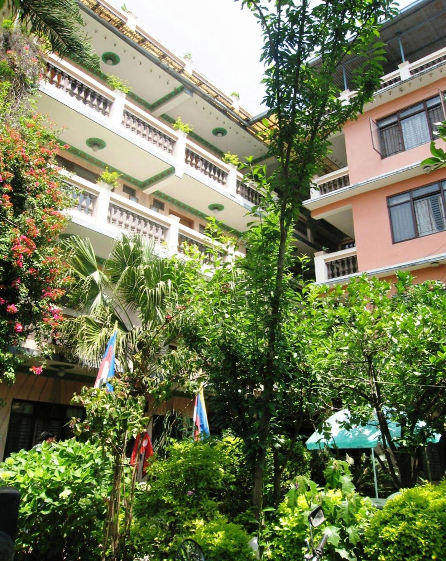 Hotel Metropolitan Kantipur Kathmandu Esterno foto