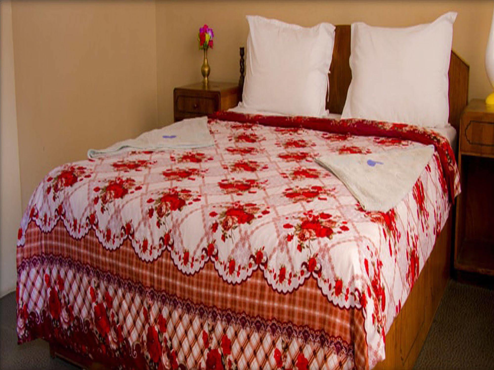 Hotel Metropolitan Kantipur Kathmandu Esterno foto